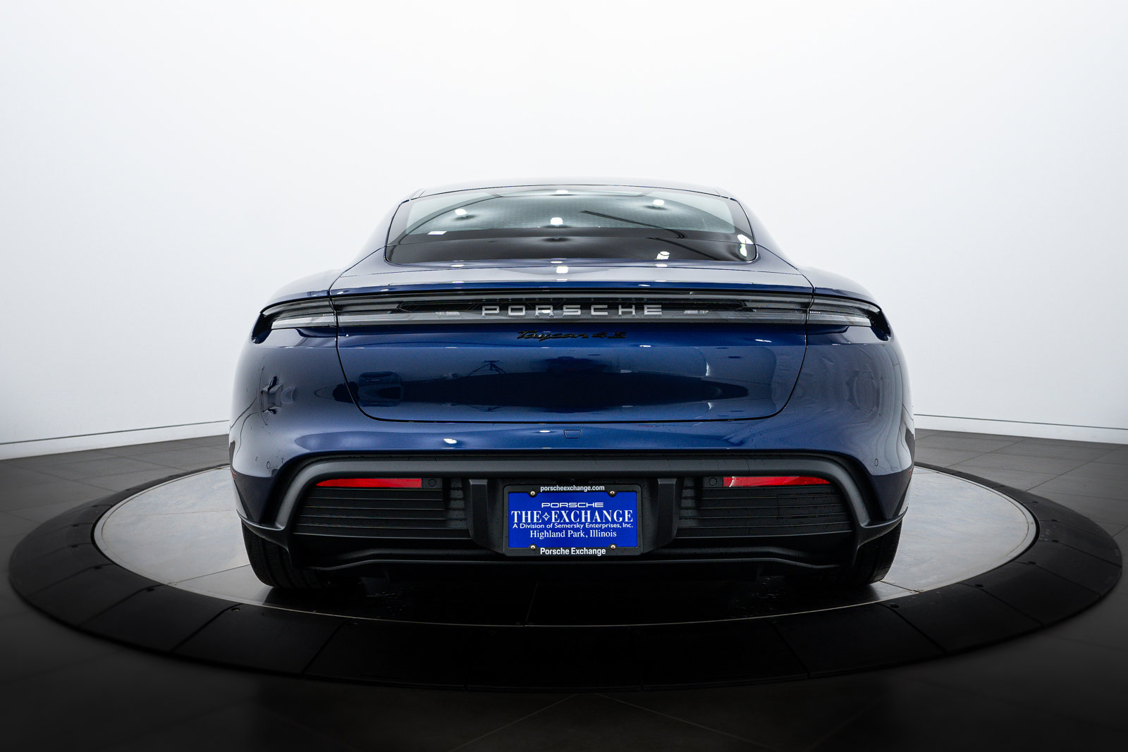 New 2025 Porsche Taycan 4S image 6