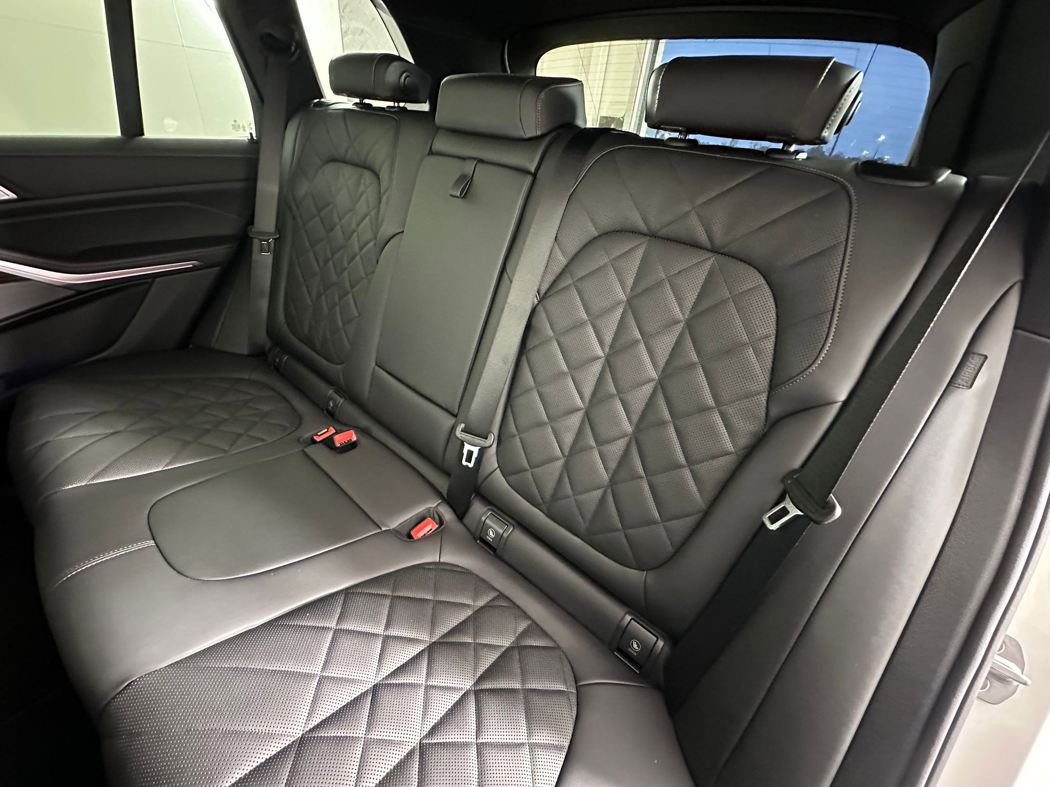 Used 2026 BMW X5 sDrive40i image 28