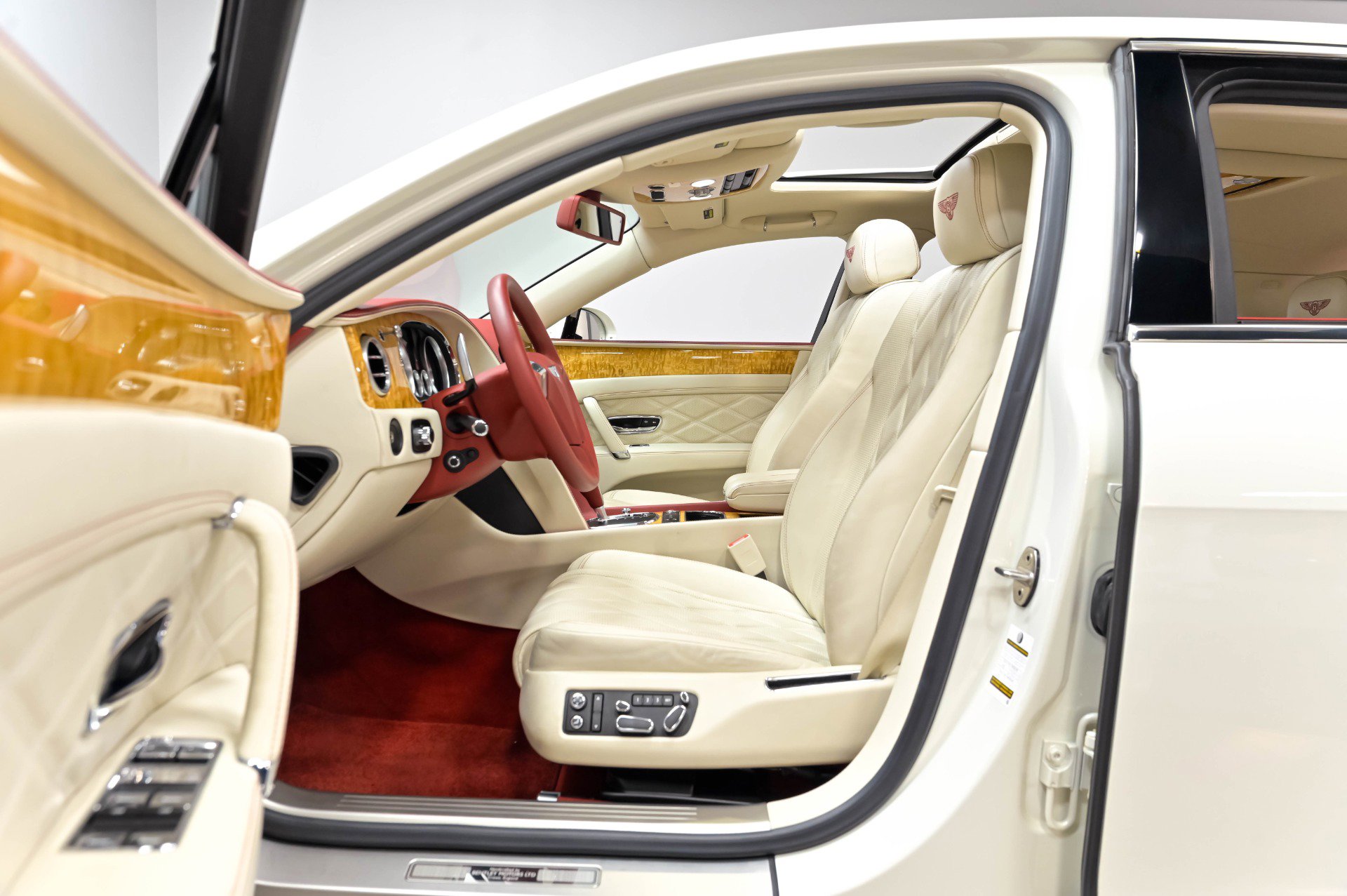 Used 2016 Bentley Flying Spur W12 AWD/4WD image 6