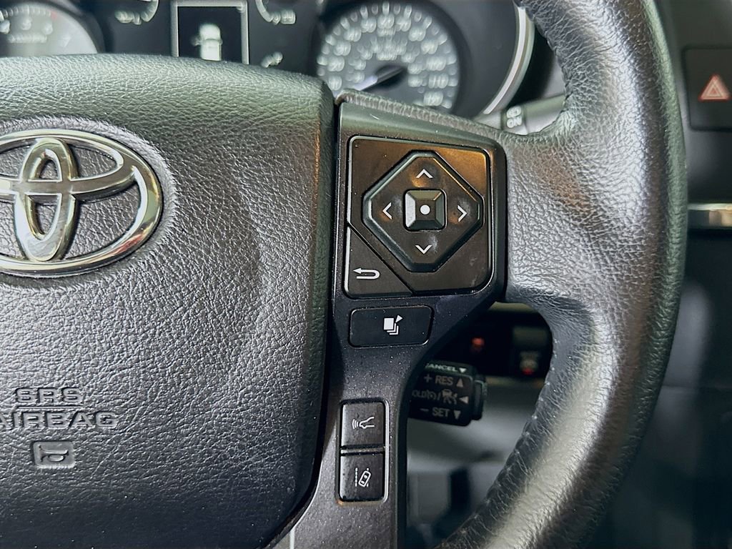 Used 2022 Toyota Sequoia Limited image 25