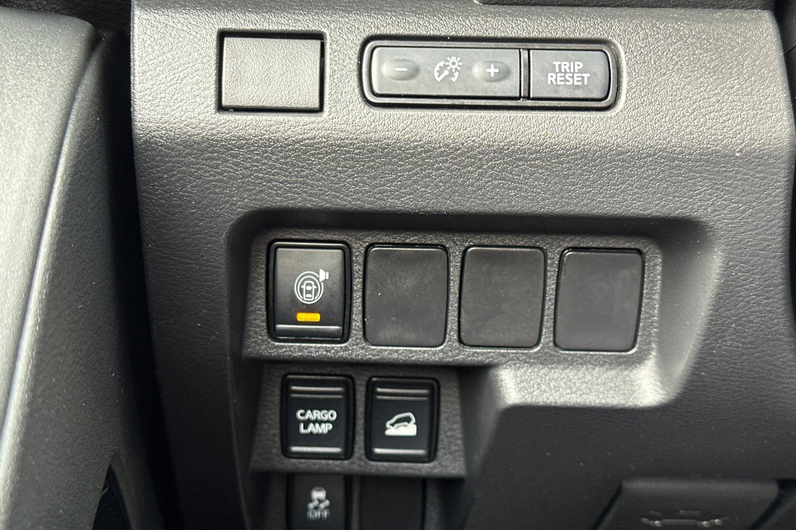 Used 2023 Nissan Frontier SV w/ Midnight Edition Package image 35