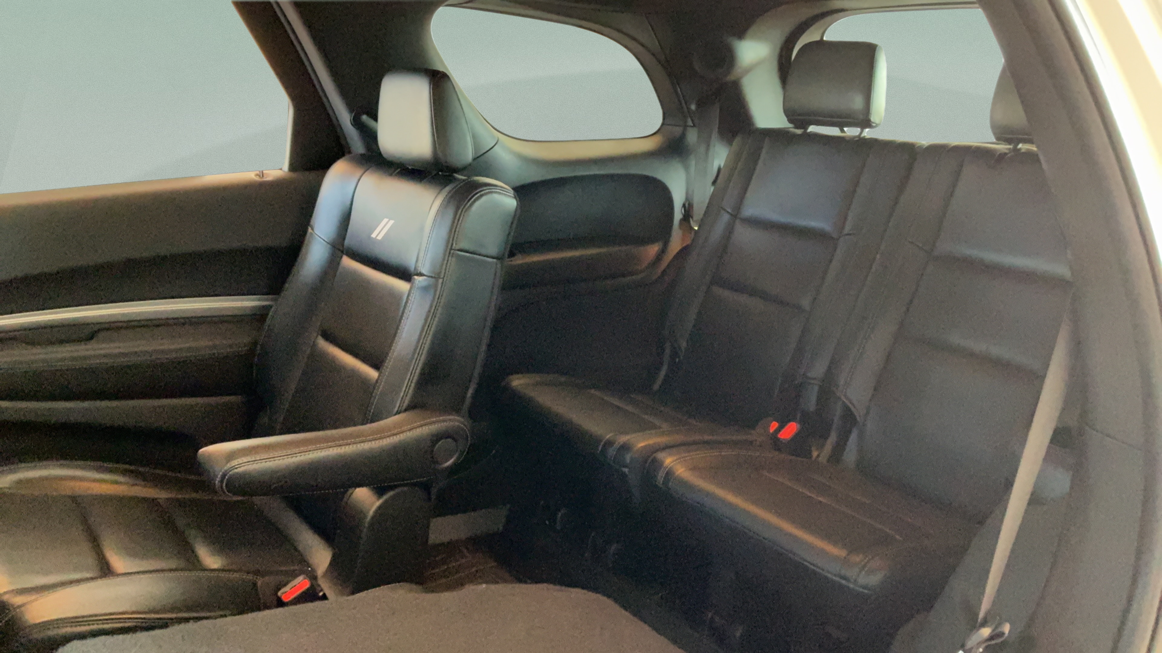 Used 2020 Dodge Durango R/T w/ Blacktop Package AWD/4WD image 33