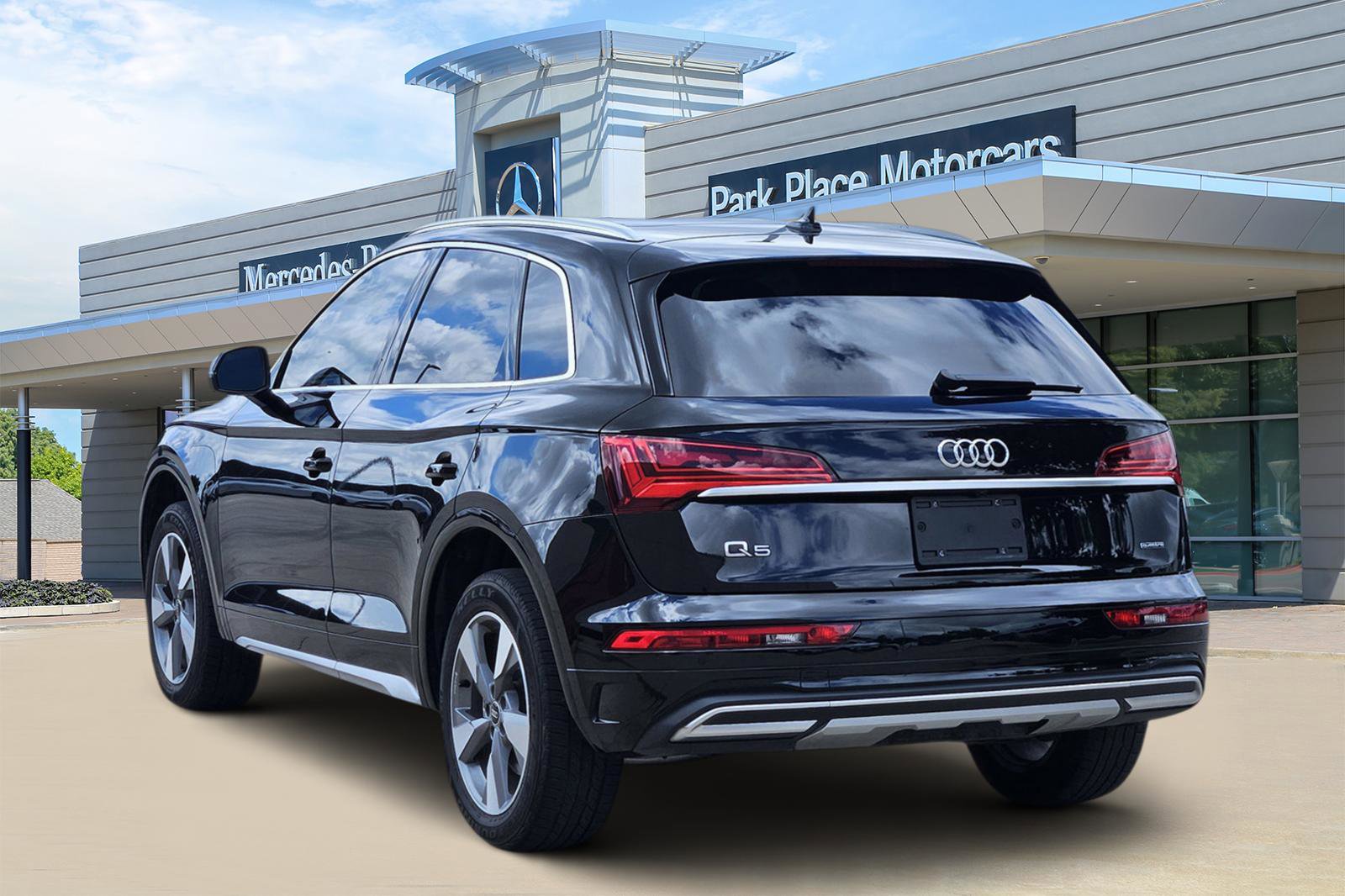 Used 2024 Audi Q5 2.0T Premium Plus image 4