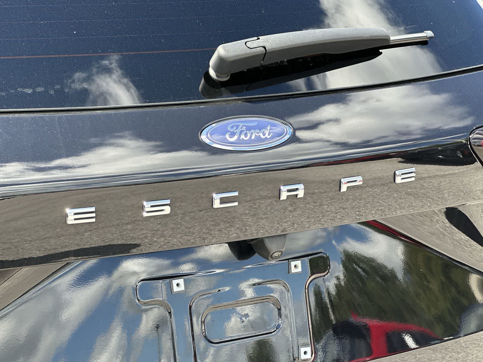 Used 2023 Ford Escape Active w/ Tech Pack #1 FWD image 15