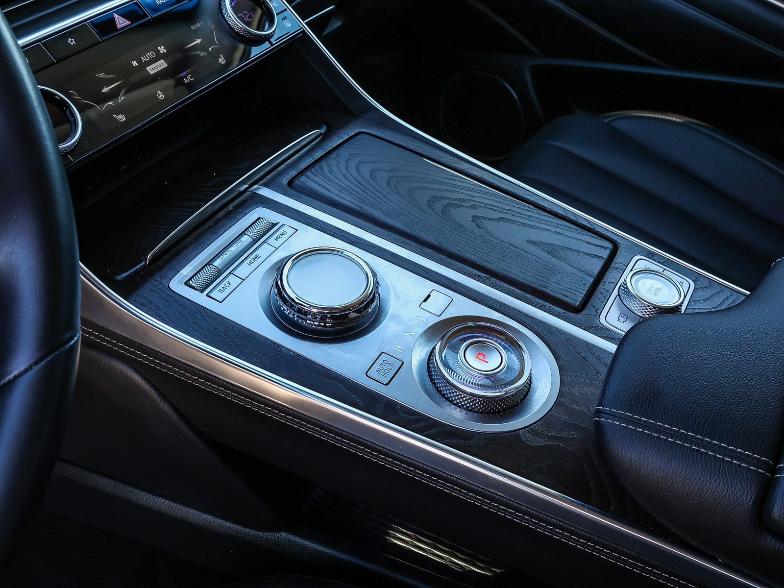 Used 2024 Genesis GV80 2.5T image 21