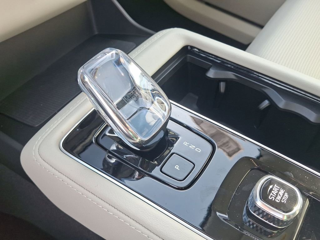 New 2026 Volvo XC90 B6 Ultra w/ Lounge Package image 15