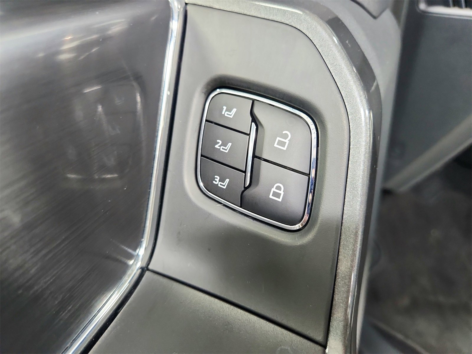 Used 2023 Ford F150 Lariat w/ Equipment Group 502A High image 21