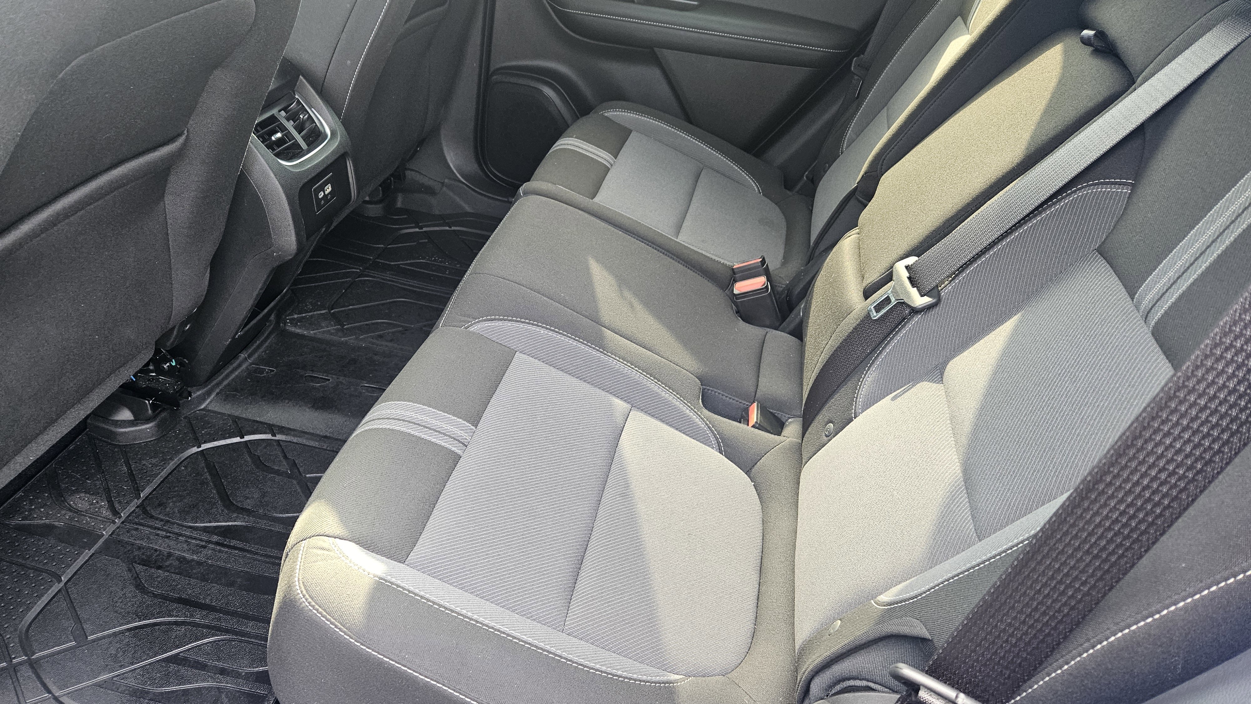 Used 2024 Chevrolet Blazer LT w/ Convenience Package image 13