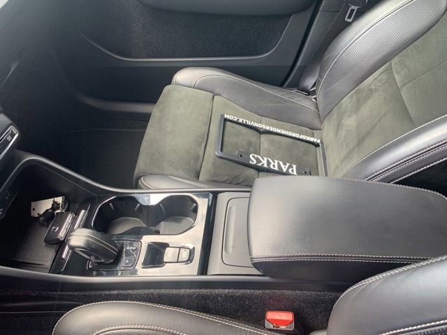 Used 2019 Volvo XC40 T5 R-Design image 33