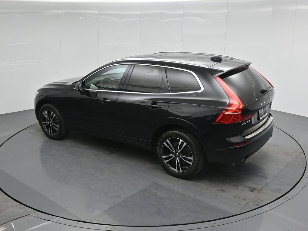 Used 2021 Volvo XC60 T5 Momentum w/ Premium Package image 40