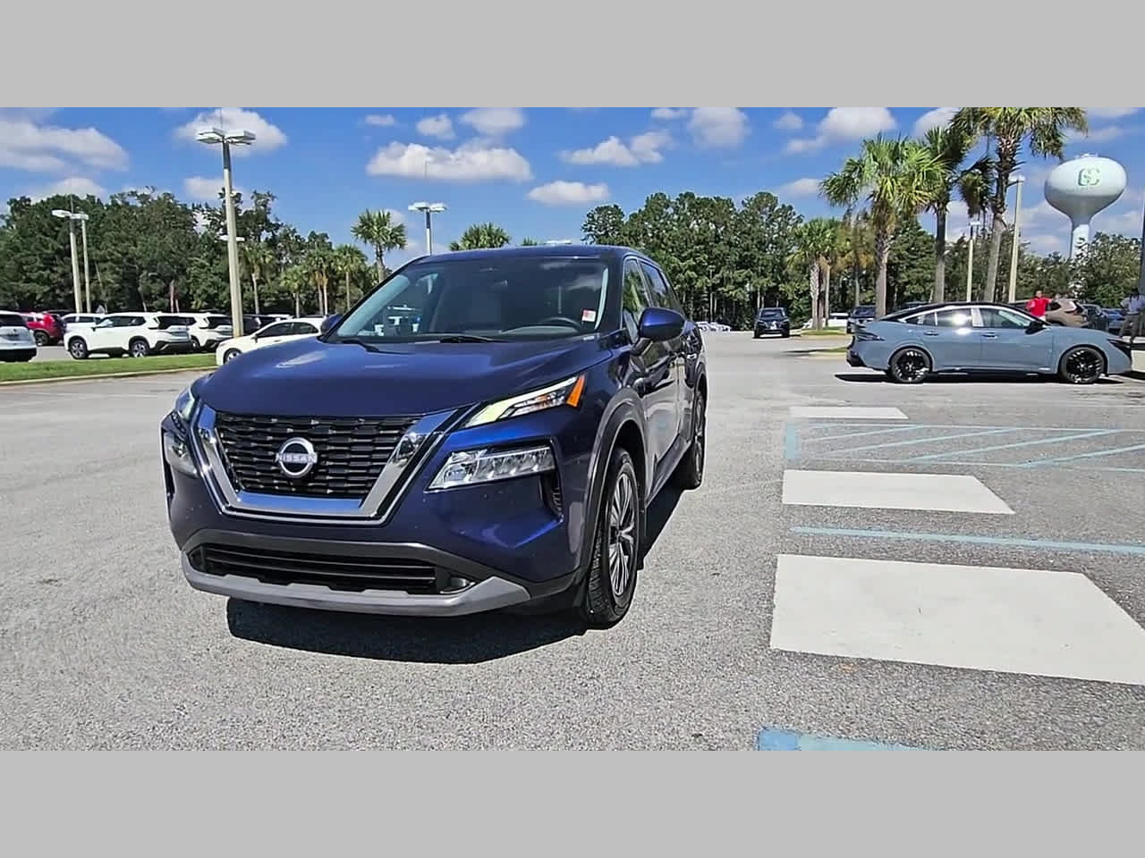 Used 2022 Nissan Rogue SV FWD image 21