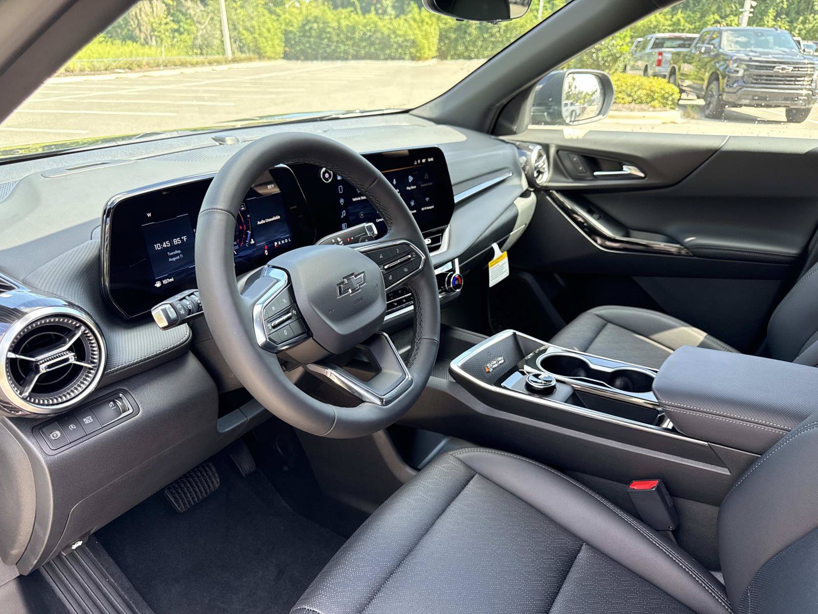 New 2027 Chevrolet Equinox LT w/ Convenience Package II FWD image 21
