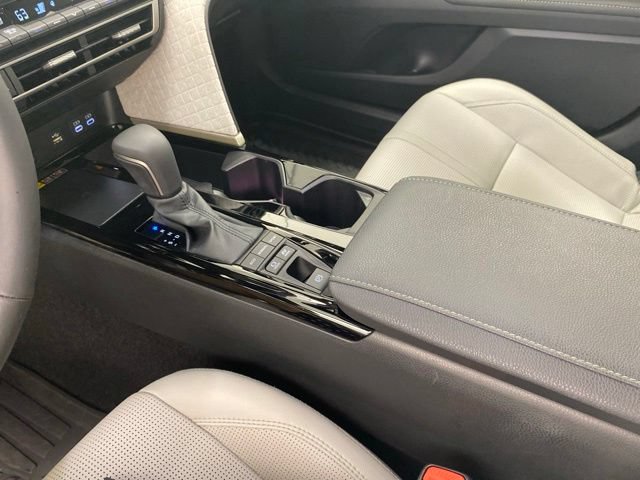 Used 2026 Toyota Camry XLE w/ Premium Plus Package AWD/4WD image 20