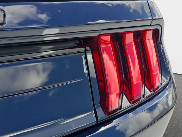 Used 2021 Ford Mustang GT Premium w/ Equipment Group 401A RWD image 26