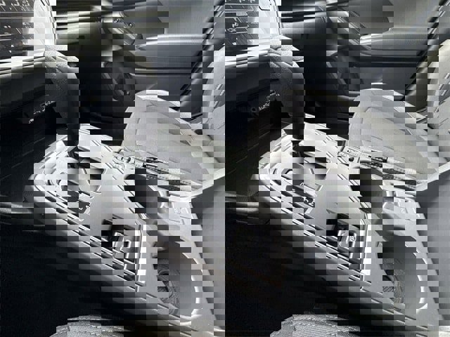 Certified 2025 Subaru Crosstrek 2.0i Premium image 19