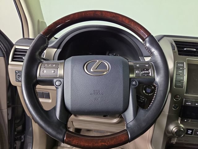 Used 2017 Lexus GX 460 Premium AWD/4WD image 22