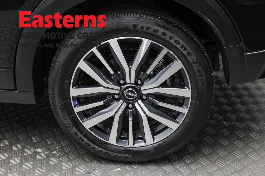 Used 2024 Nissan Kicks SR image 8