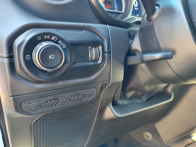 Used 2025 Jeep Wrangler Unlimited Sahara AWD/4WD image 19