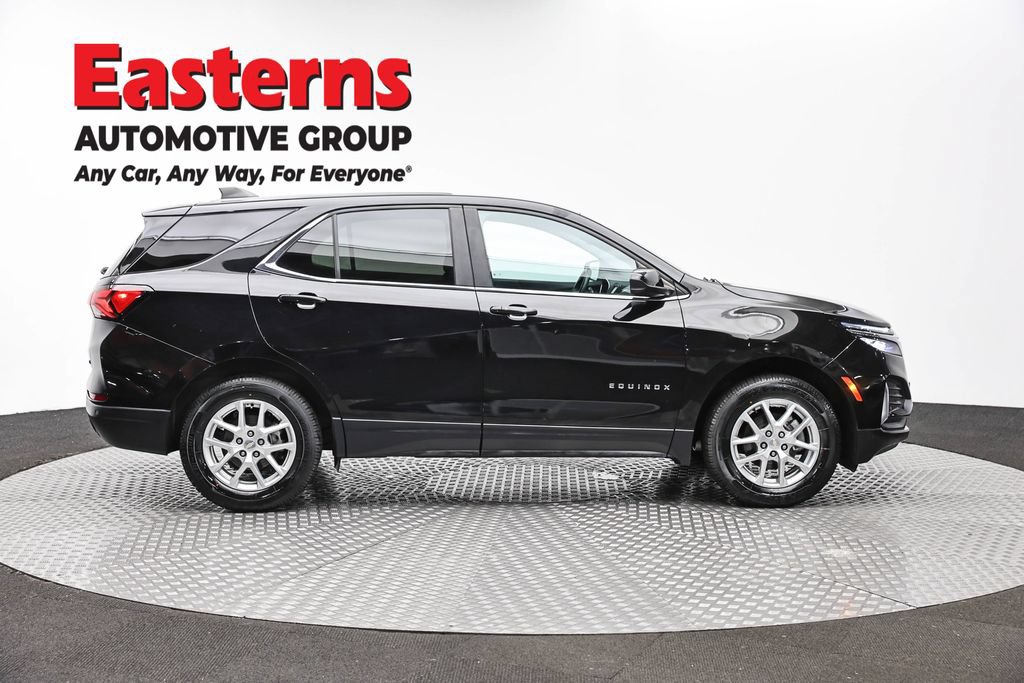 Used 2024 Chevrolet Equinox LT w/ LPO, Floor Liner Package AWD/4WD image 4