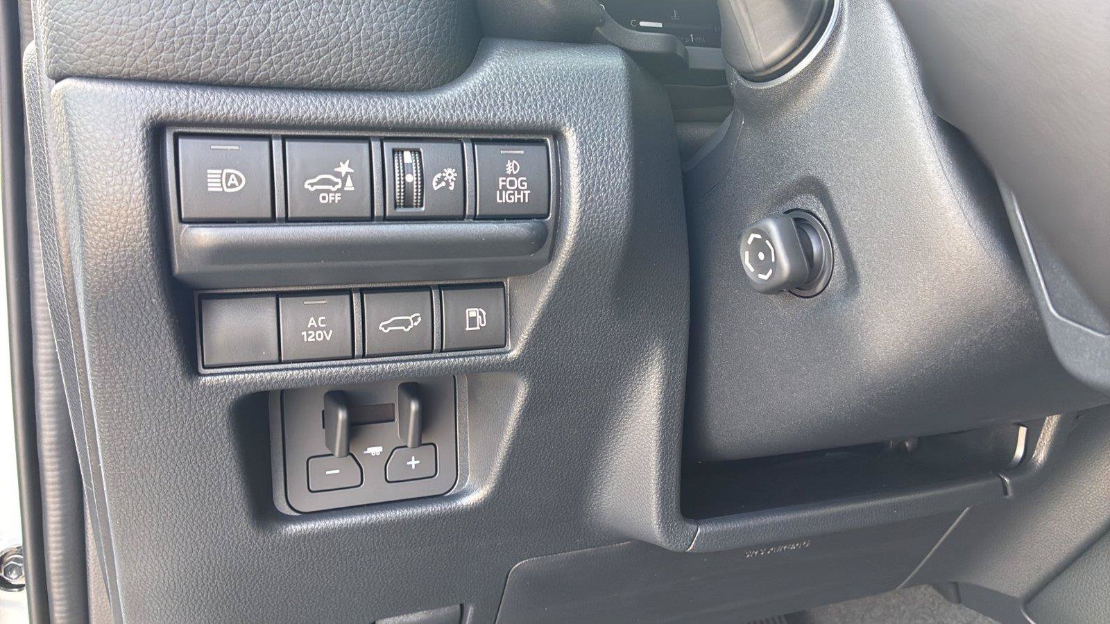 New 2027 Toyota Land Cruiser w/ Premium Package AWD/4WD image 9