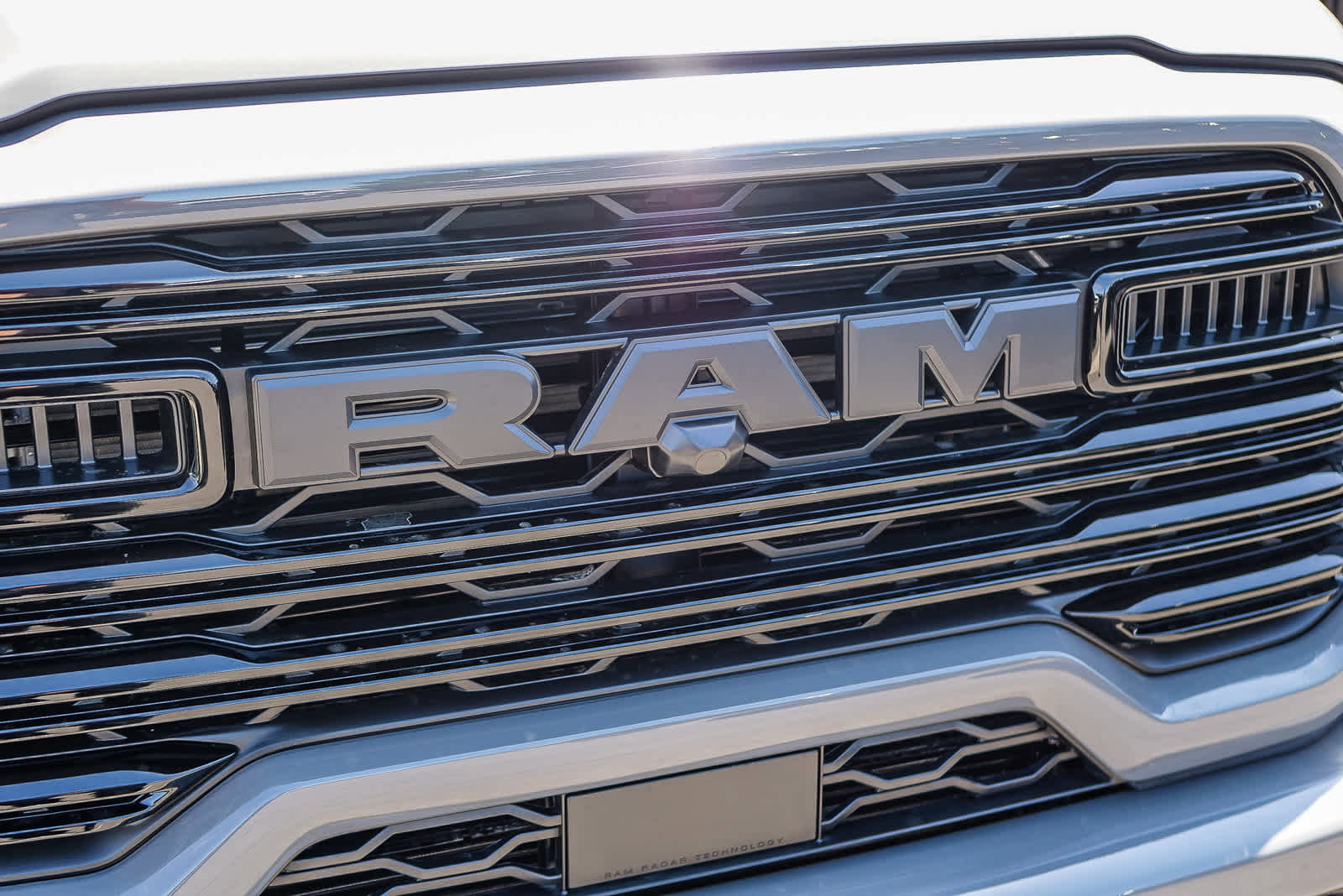 New 2026 RAM 2500 Laramie AWD/4WD image 11