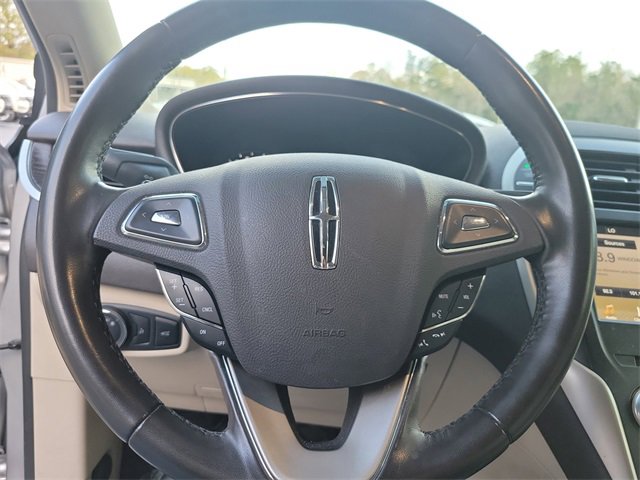 Used 2017 Lincoln MKC Reserve image 20