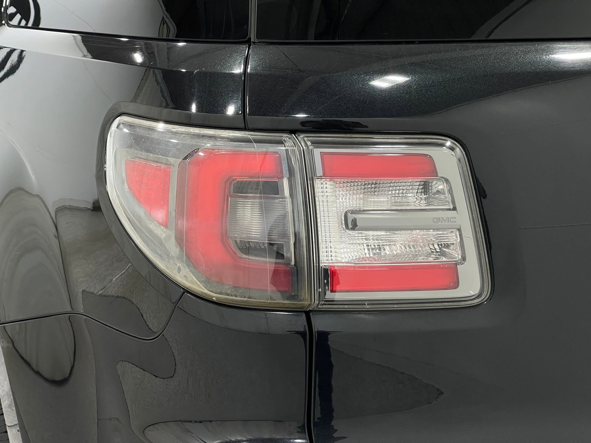 Used 2013 GMC Acadia Denali AWD/4WD image 35