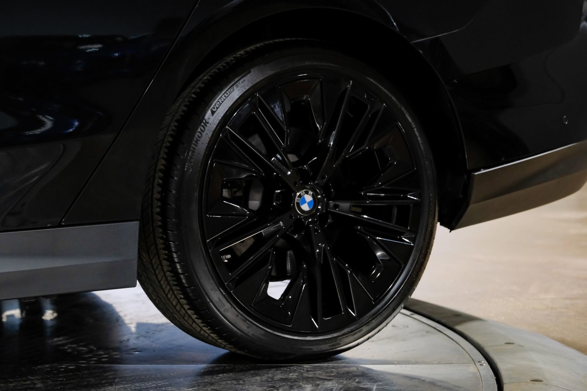 Used 2024 BMW 530i image 62