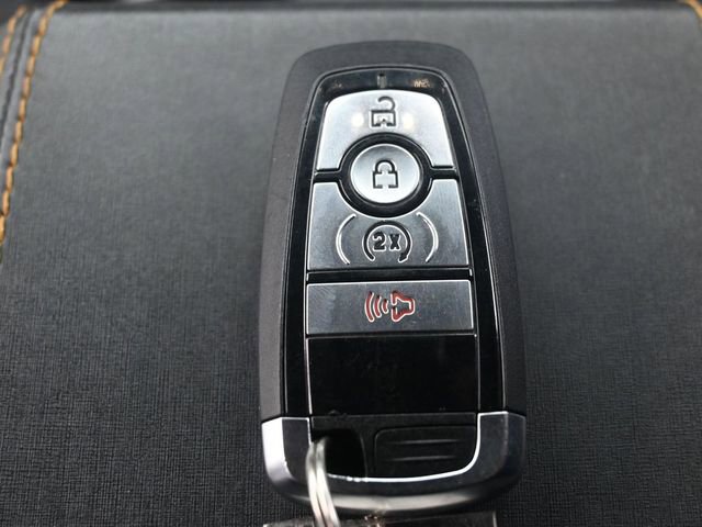 Used 2024 Ford Bronco Badlands image 17