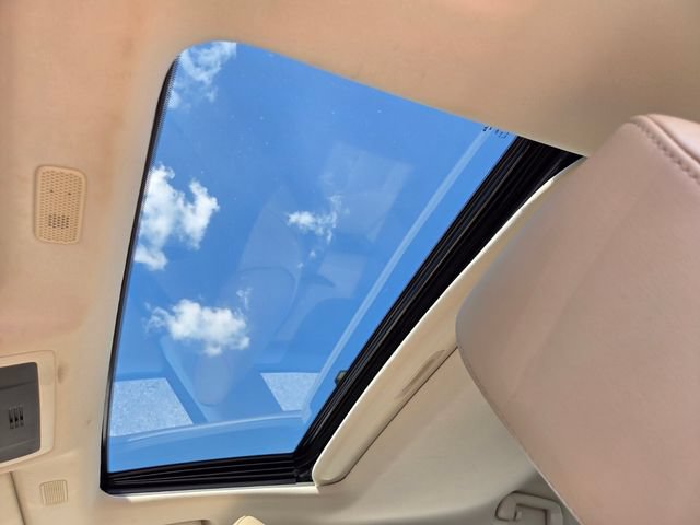 Used 2021 Lexus ES 350 w/ Premium Package FWD image 11