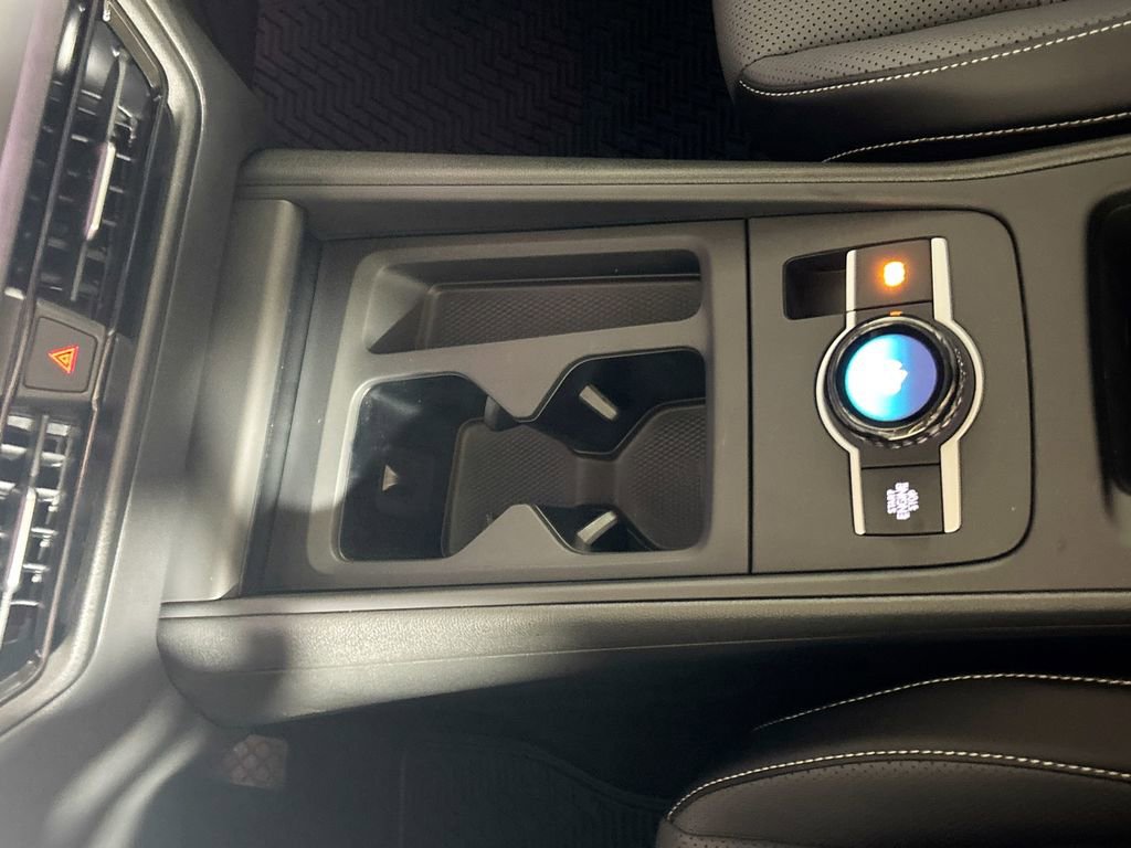 New 2025 Volkswagen Tiguan SE image 15