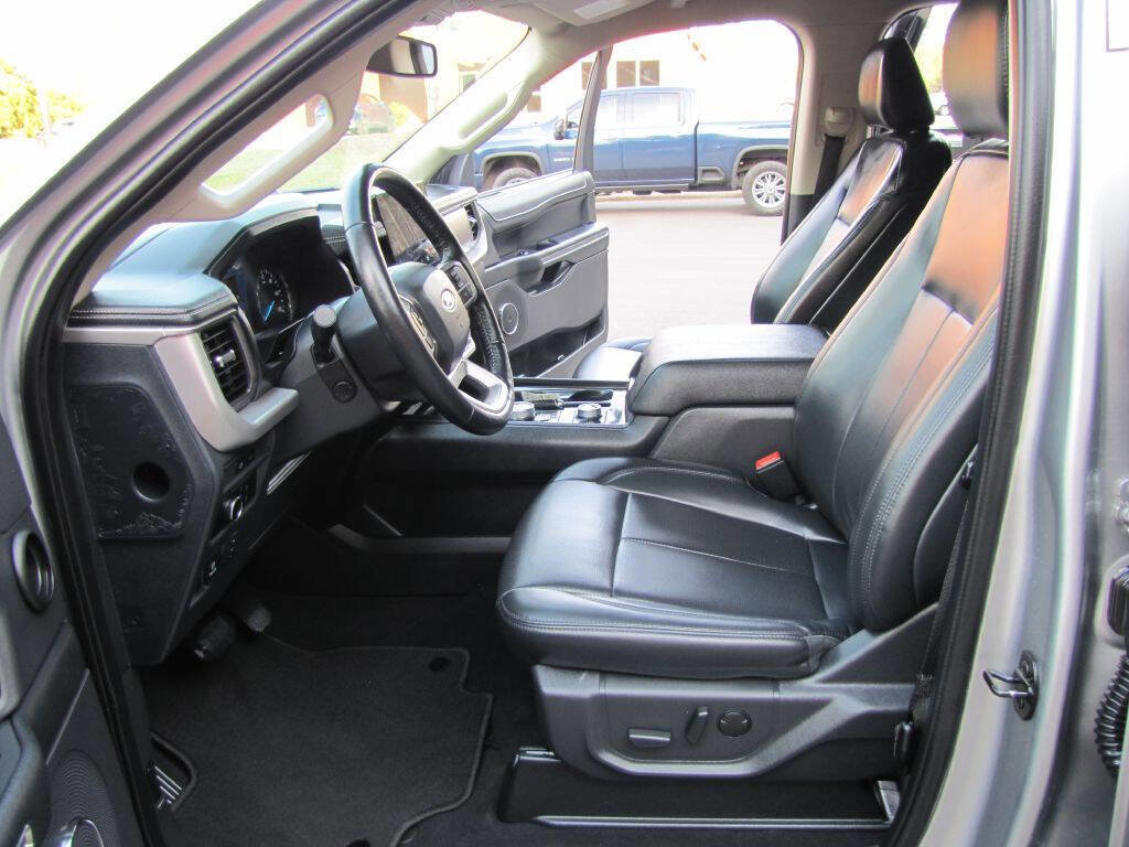 Used 2024 Ford Expedition Max XLT image 20