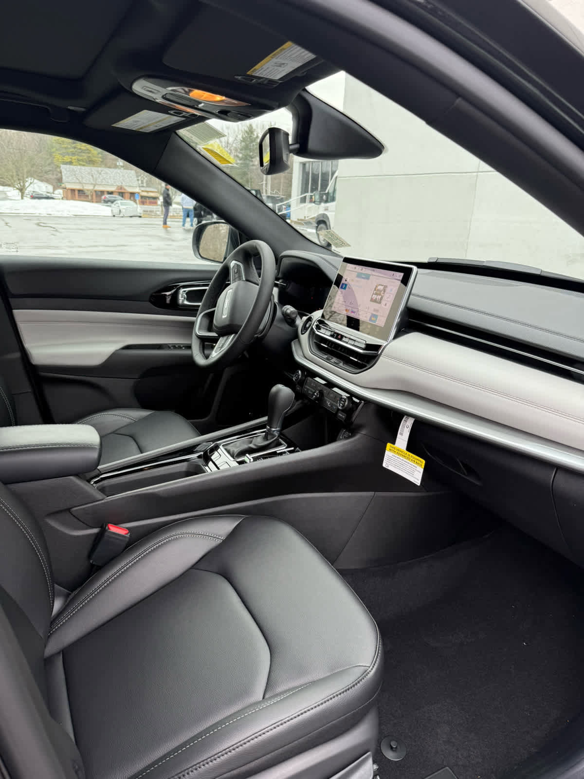 New 2026 Jeep Compass Limited w/ Sun, Sound & Navigation Group AWD/4WD image 12