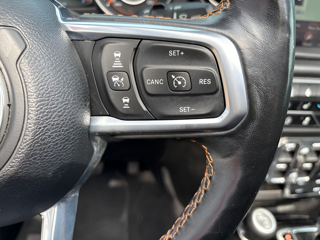 Used 2021 Jeep Wrangler Unlimited Sahara AWD/4WD image 36