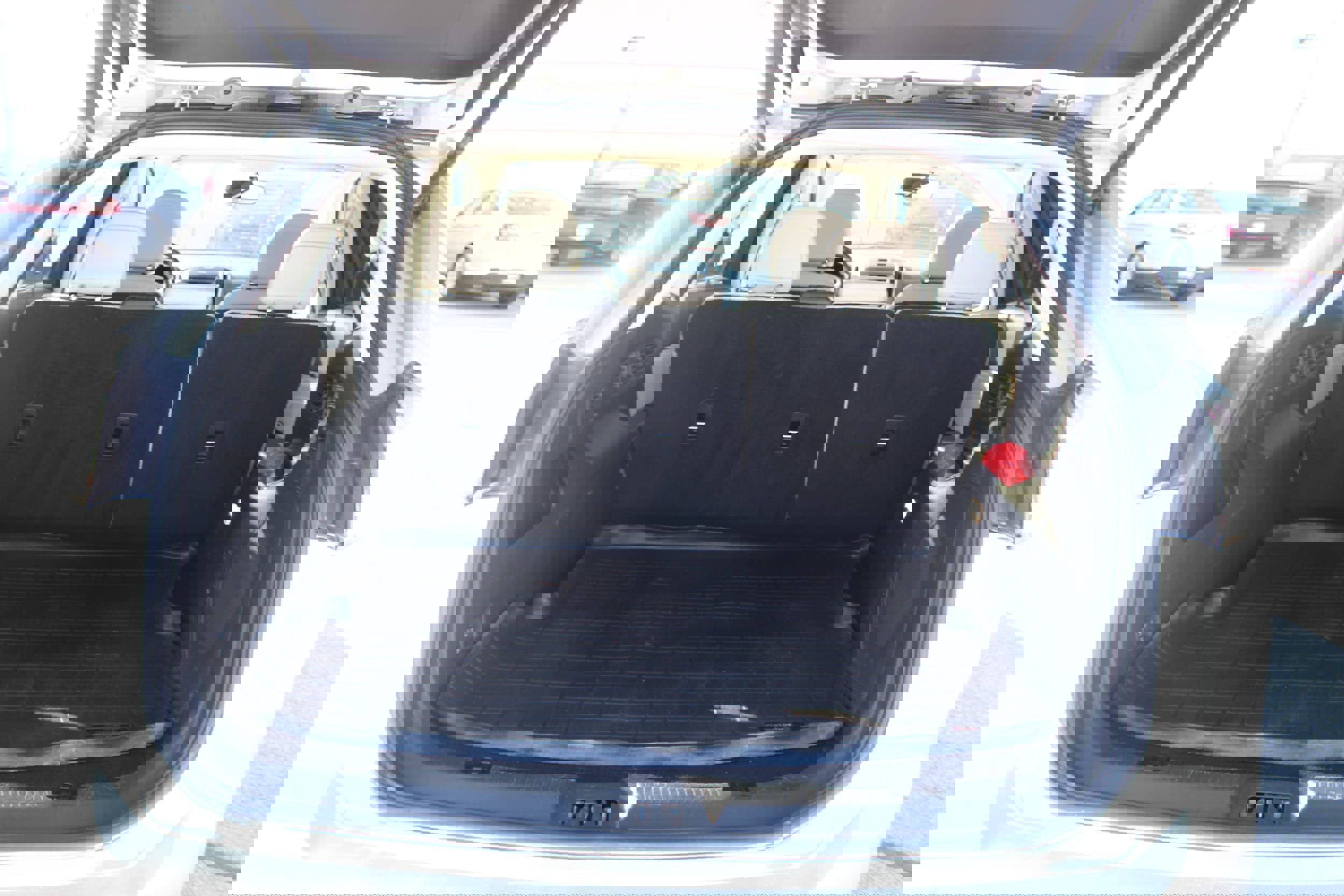 Used 2018 Ford Edge Titanium w/ Technology Package image 18