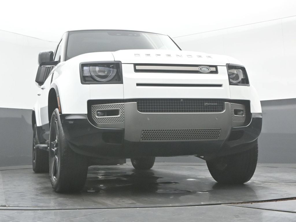 Used 2023 Land Rover Defender 110 X-Dynamic SE AWD/4WD image 30