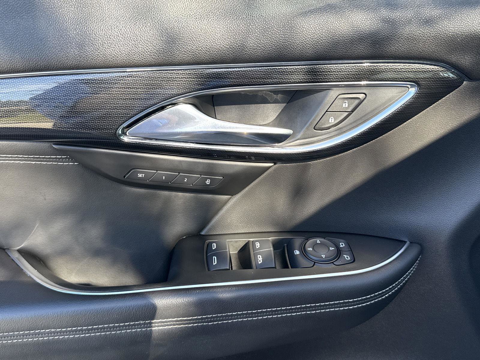 Used 2022 Buick Envision Essence w/ Sport Touring Package AWD/4WD image 18