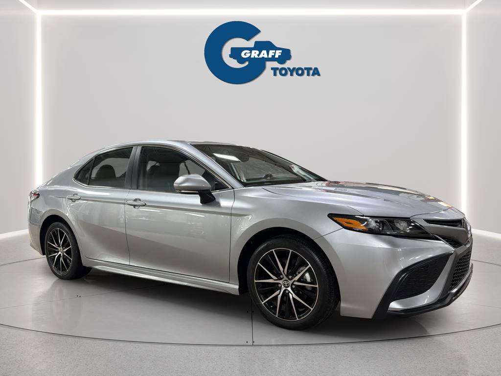 Used 2024 Toyota Camry SE w/ Convenience Package FWD image 10