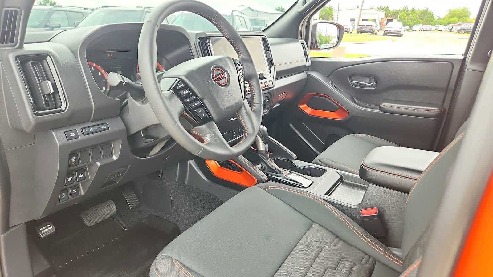 Used 2025 Nissan Frontier PRO-4X w/ Interior Protection Package AWD/4WD image 39