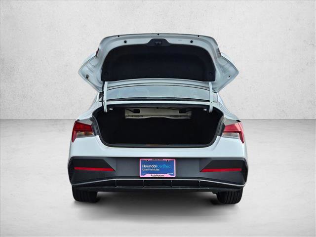 Certified 2025 Hyundai Elantra SEL image 6