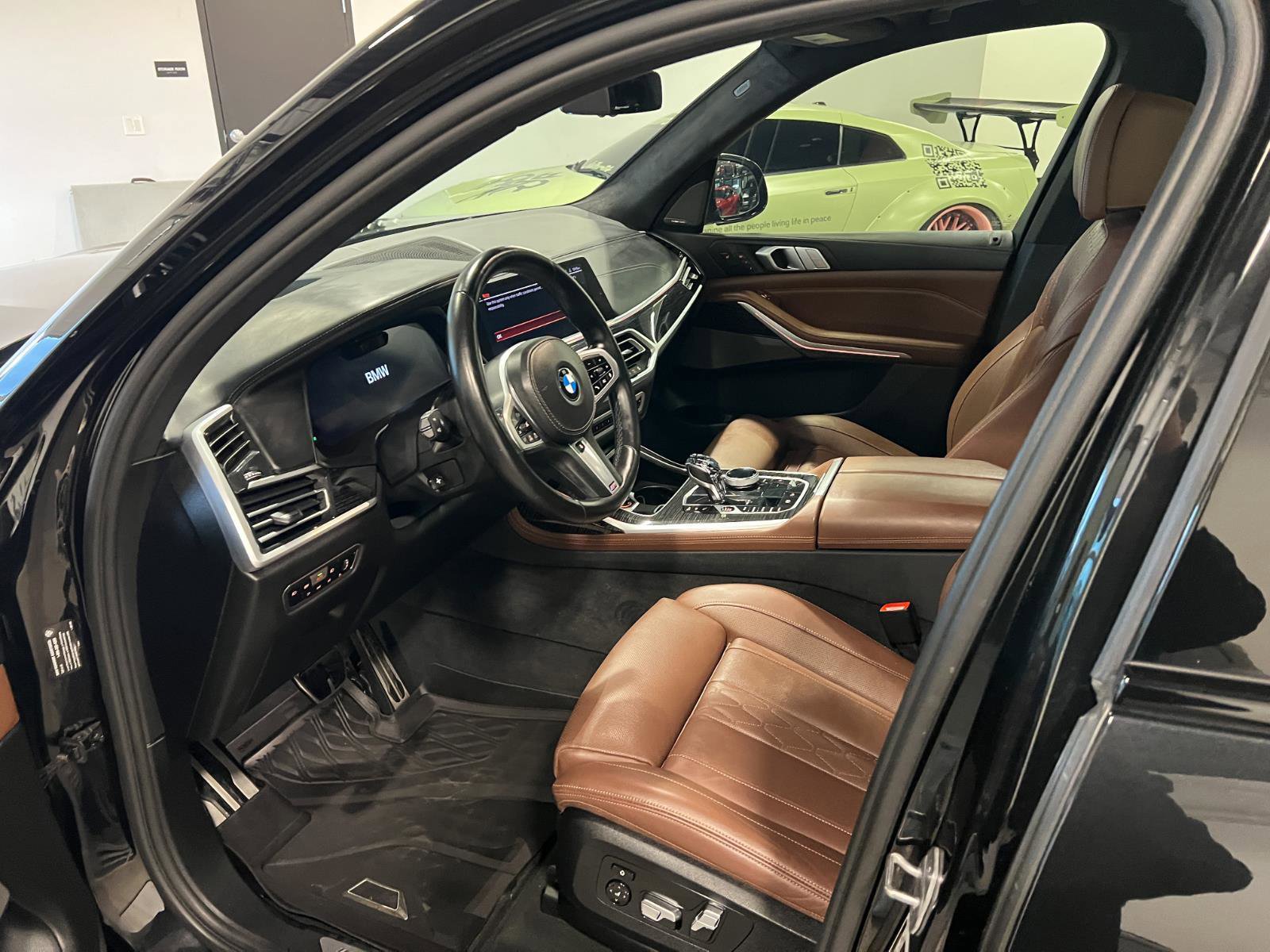 Used 2021 BMW X7 xDrive40i w/ M Sport Package image 10