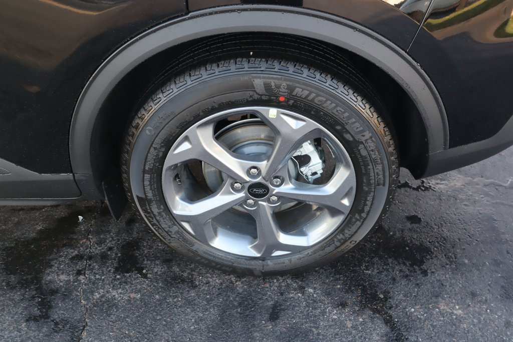 New 2026 Ford Escape ST-Line image 17