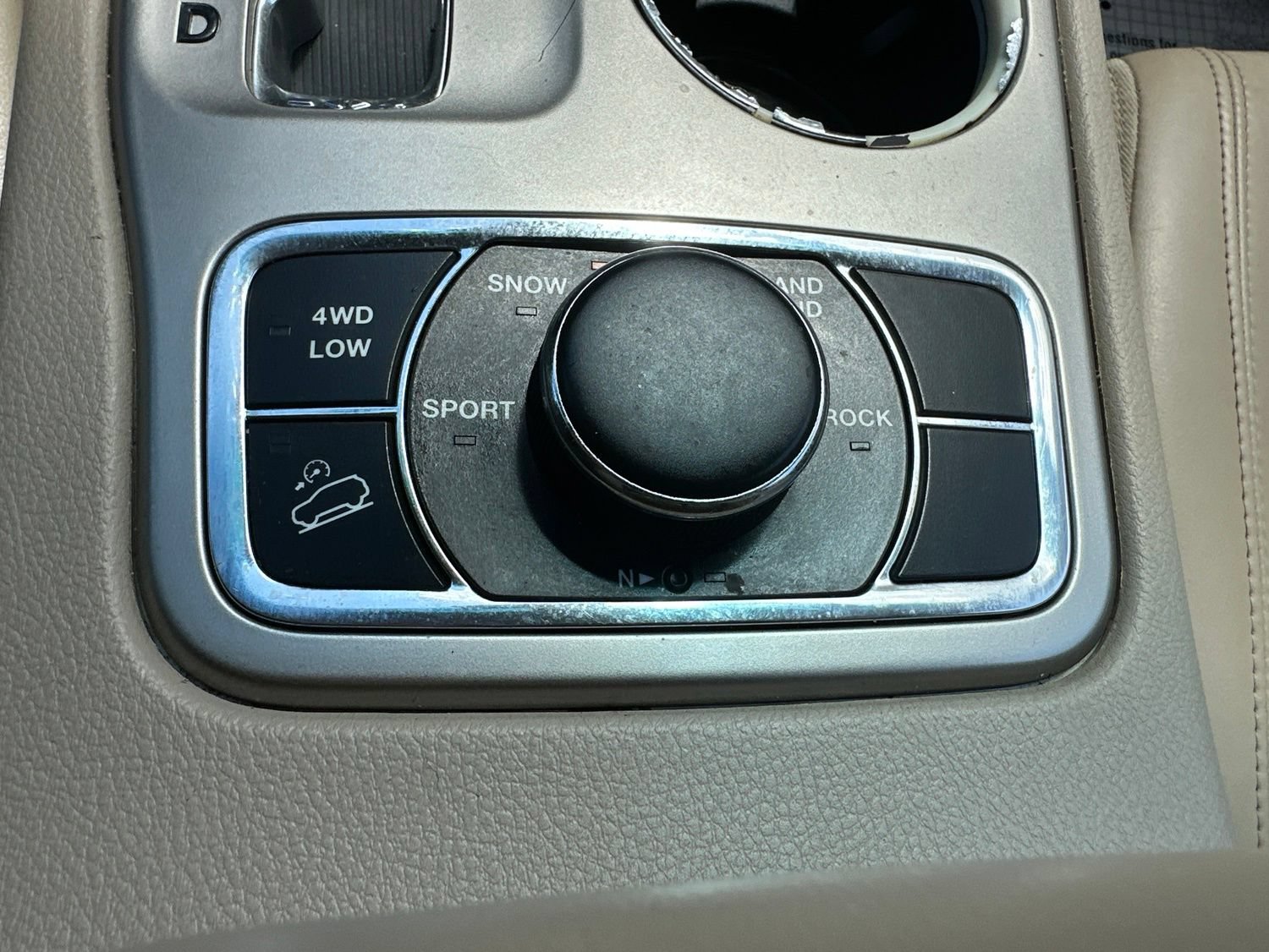 Used 2011 Jeep Grand Cherokee Limited AWD/4WD image 56