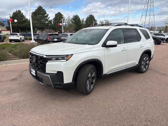 New 2026 Honda Pilot Touring image 3