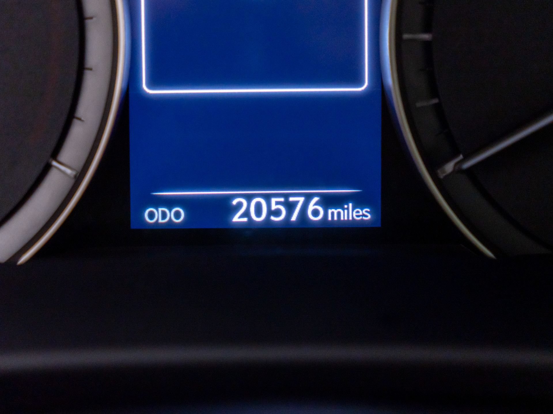 Used 2022 Lexus RX 450h AWD w/ Premium Package image 21
