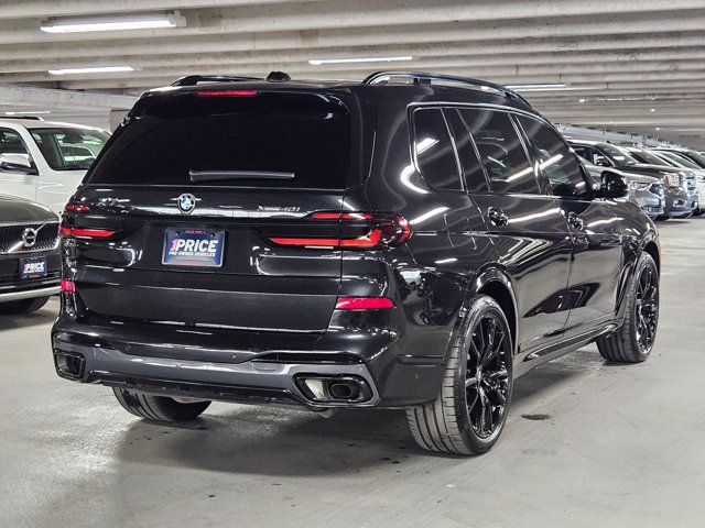 Used 2025 BMW X7 xDrive40i w/ M Sport Package image 5