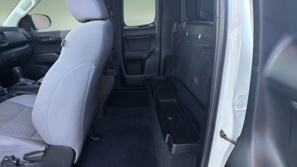 Used 2022 Toyota Tacoma SR RWD image 17