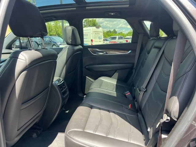 Used 2018 Cadillac XT5 Platinum w/ Driver Assist Package AWD/4WD image 16