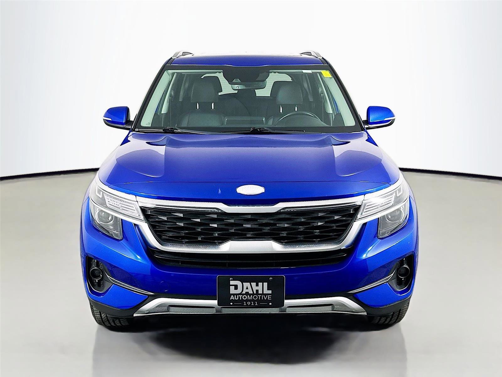 Used 2021 Kia Seltos EX image 3