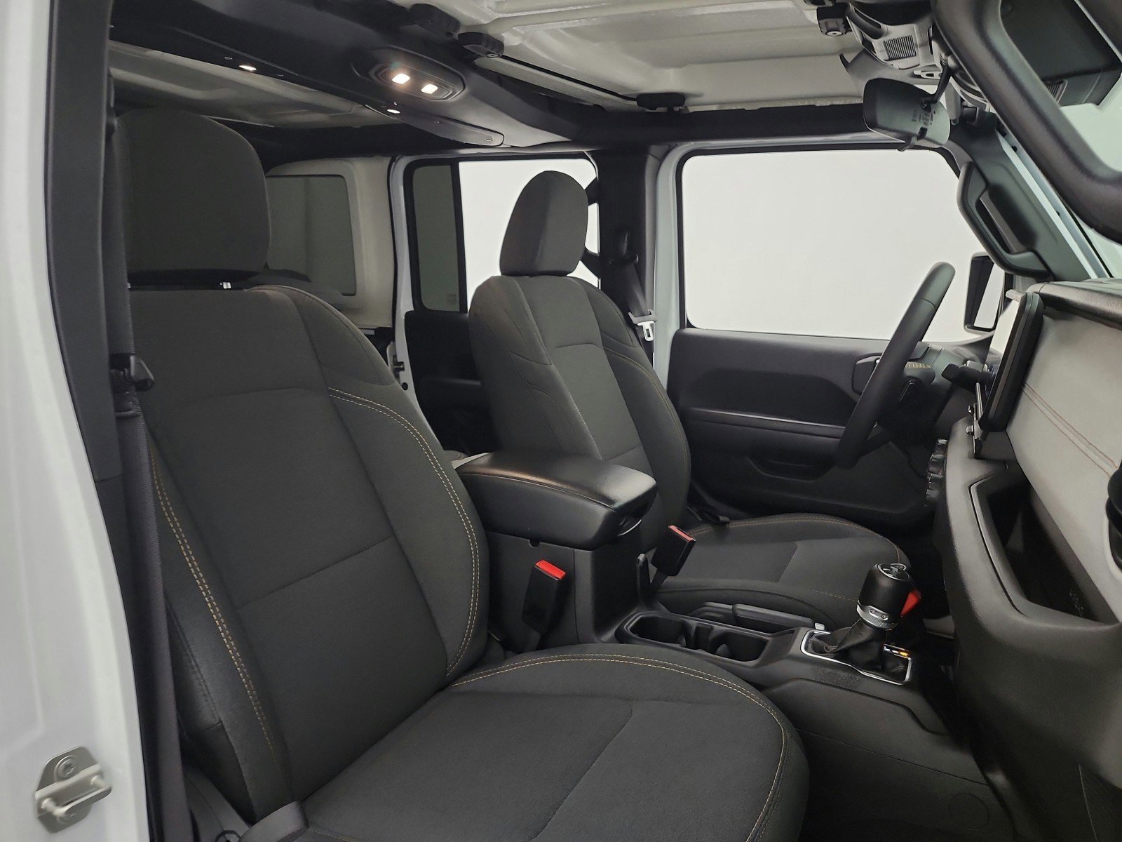 Used 2024 Jeep Wrangler Sport S image 18